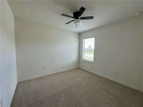 2725 Granville Manor SW Vero Beach FL 32968