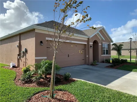 2725 Granville Manor SW Vero Beach FL 32968