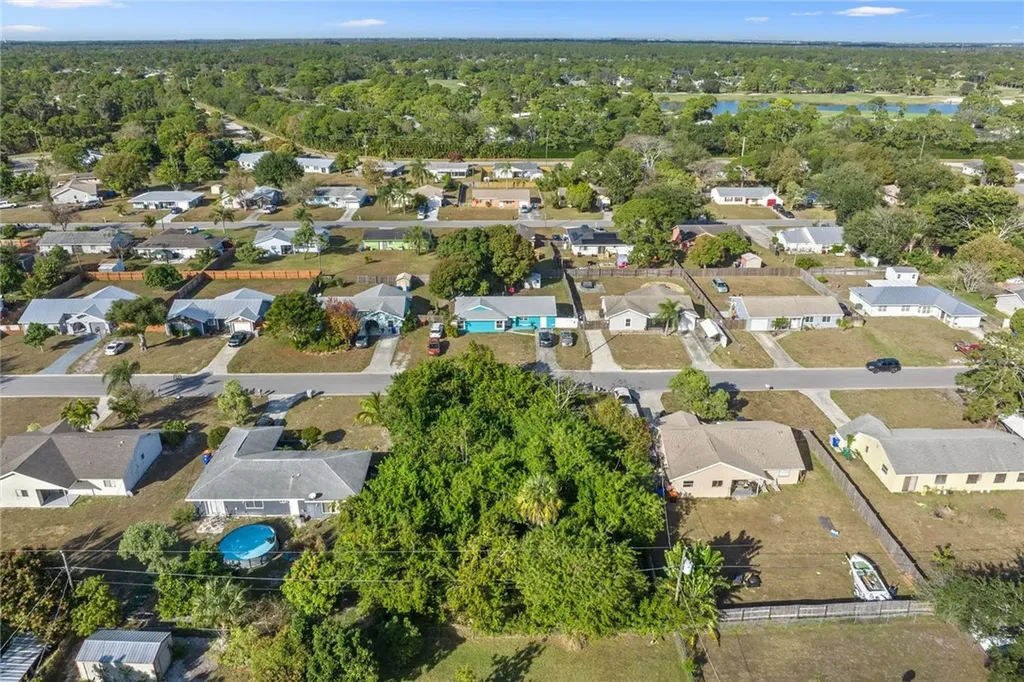 1091 24th Street SW Vero Beach FL 32962
