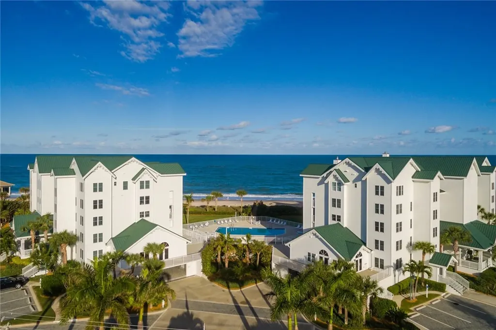 2700 Ocean Drive Vero Beach FL 32963