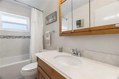 2800 Indian River Boulevard Vero Beach FL 32960