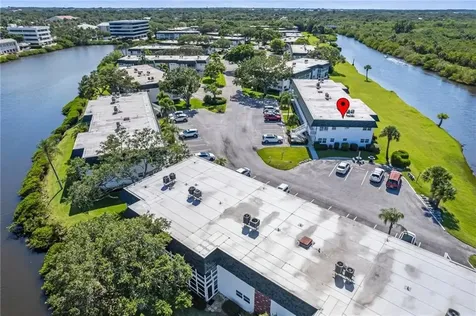 2800 Indian River Boulevard Vero Beach FL 32960
