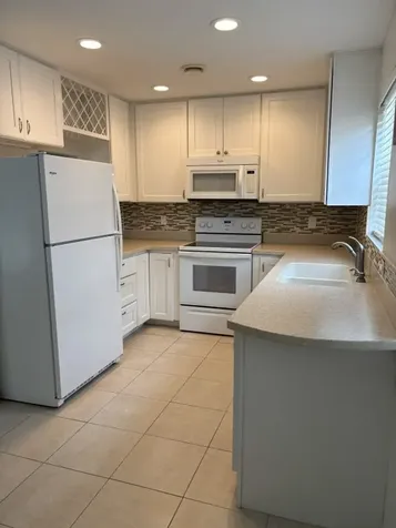 2800 Indian River Boulevard Vero Beach FL 32960