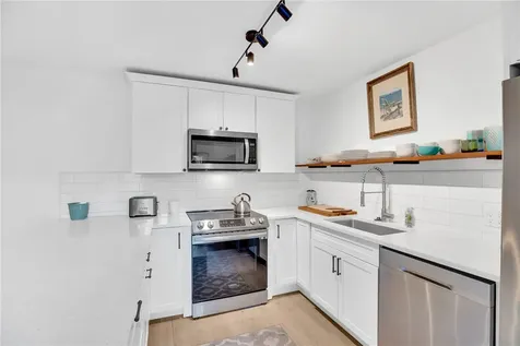 1166 6th Avenue Vero Beach FL 32960