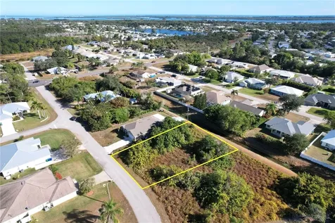 106 Tracy Drive Sebastian FL 32958