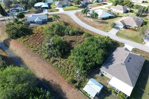 106 Tracy Drive Sebastian FL 32958