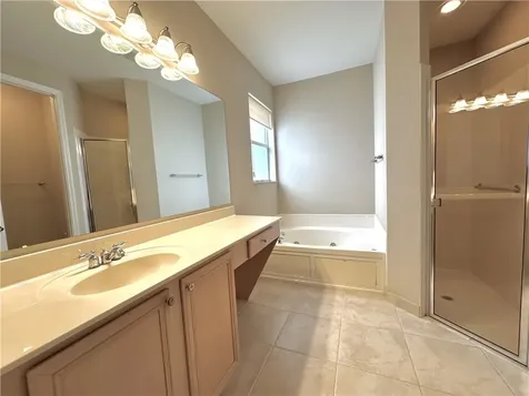 6201 Thames Place Vero Beach FL 32966