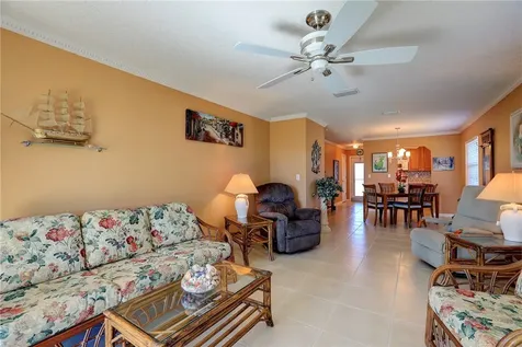 105 Spring Lake Court Vero Beach FL 32962
