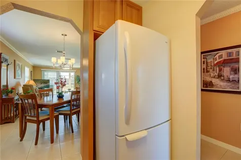 105 Spring Lake Court Vero Beach FL 32962