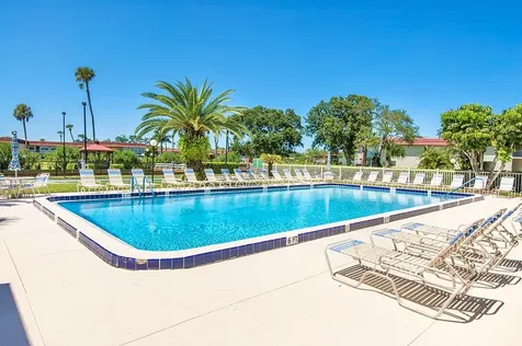 60 Woodland Drive Vero Beach FL 32962