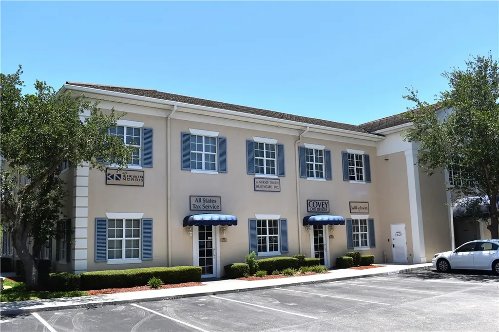 1575 Indian River Boulevard Vero Beach FL 32960