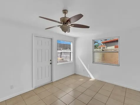 703 5th Place SW Vero Beach FL 32962