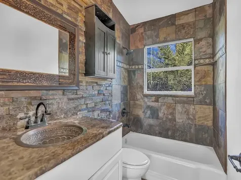 703 5th Place SW Vero Beach FL 32962