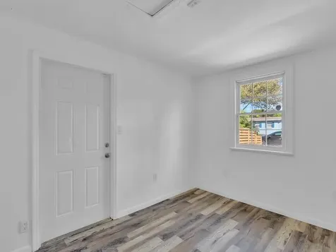 703 5th Place SW Vero Beach FL 32962