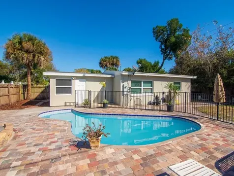 703 5th Place SW Vero Beach FL 32962