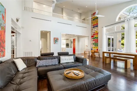 975 Riomar Drive Vero Beach FL 32963