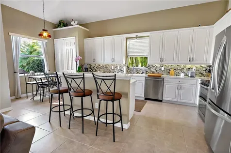 5160 Topaz Lane SW Vero Beach FL 32968