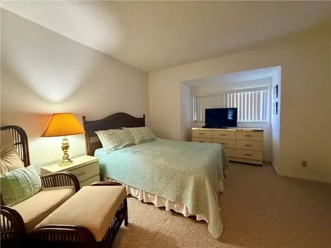 4245 N Highway A1a Fort Pierce FL 34949