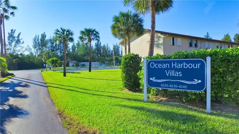 4245 N Highway A1a Fort Pierce FL 34949