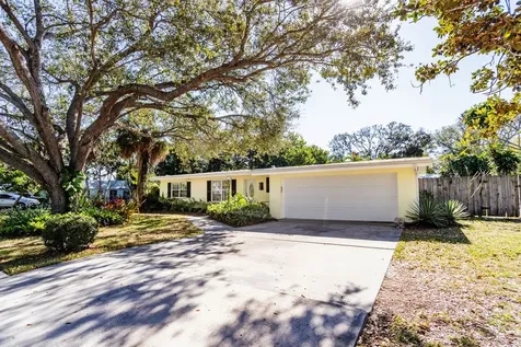 2025 15th Street Vero Beach FL 32960