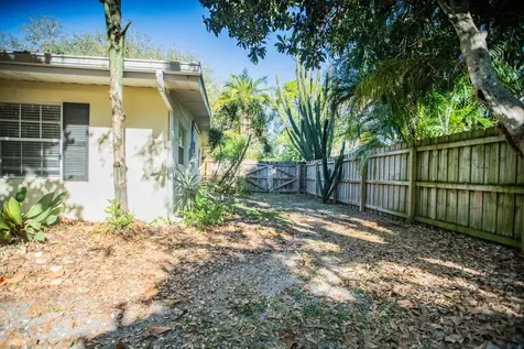 2025 15th Street Vero Beach FL 32960