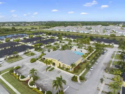 6134 NW Cullen Way Port St Lucie FL 34983