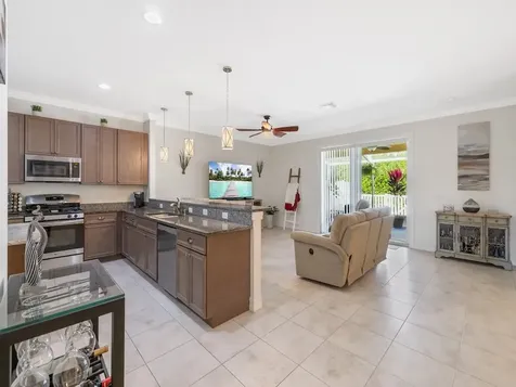 6134 NW Cullen Way Port St Lucie FL 34983