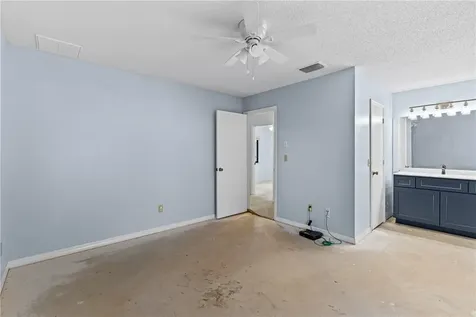 975 4th Lane Vero Beach FL 32962