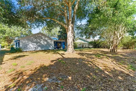 975 4th Lane Vero Beach FL 32962