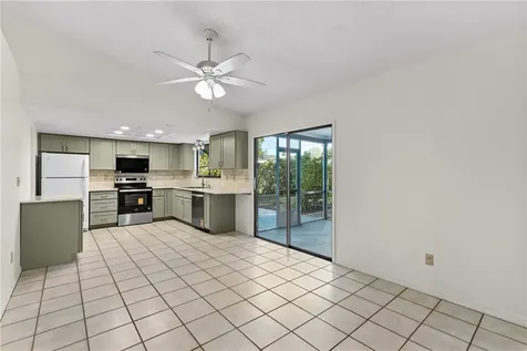 975 4th Lane Vero Beach FL 32962