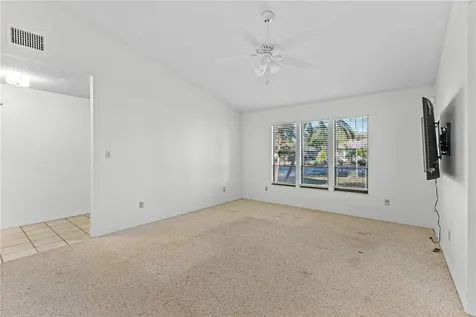 975 4th Lane Vero Beach FL 32962