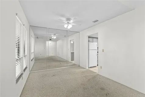 975 4th Lane Vero Beach FL 32962