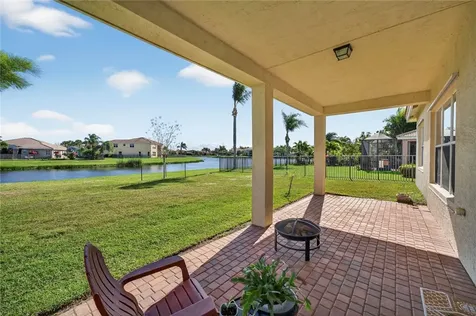 1892 Grey Falcon Circle SW Vero Beach FL 32962