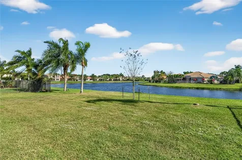 1892 Grey Falcon Circle SW Vero Beach FL 32962