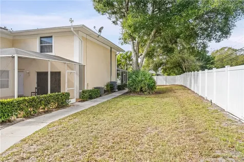 1536 N Lawnwood Circle Fort Pierce FL 34950