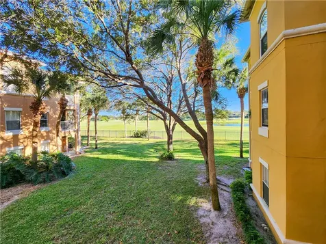 5045 Fairways Circle Vero Beach FL 32967