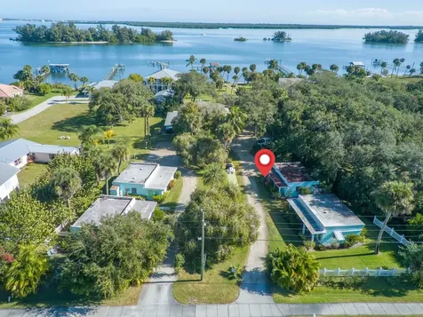 11450 S Indian River Drive Sebastian FL 32958