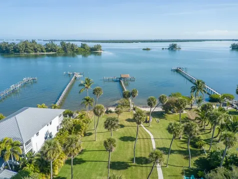 11450 S Indian River Drive Sebastian FL 32958