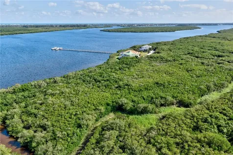 7465 32nd Court Vero Beach FL 32967
