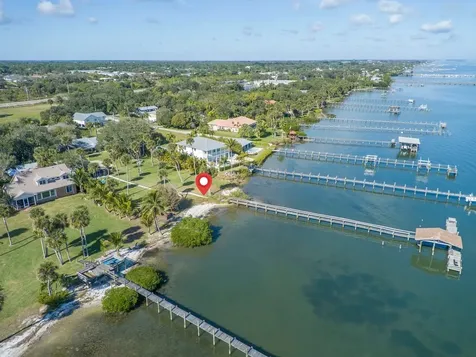 11450 S Indian River Drive Sebastian FL 32958