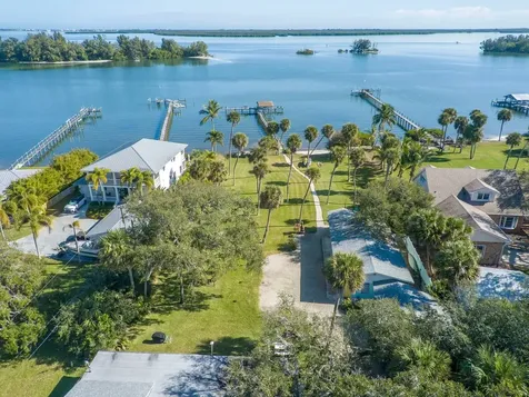 11450 S Indian River Drive Sebastian FL 32958