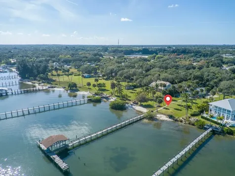 11450 S Indian River Drive Sebastian FL 32958
