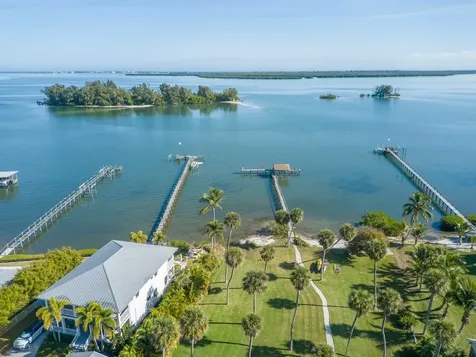 11450 S Indian River Drive Sebastian FL 32958