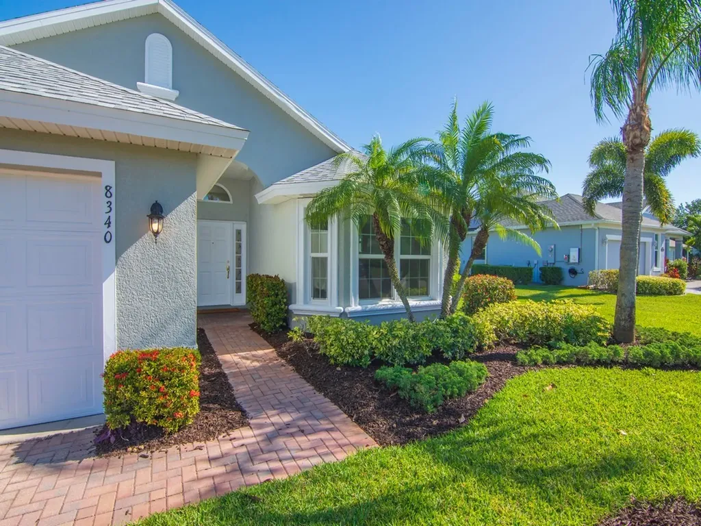 8340 Paladin Square Vero Beach FL 32967
