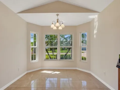 8340 Paladin Square Vero Beach FL 32967