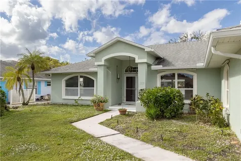122 Coconut Street Sebastian FL 32958