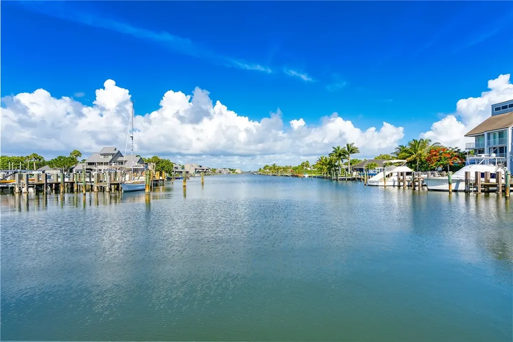 2135 Windward Way Vero Beach FL 32963