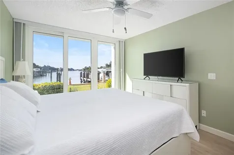 2135 Windward Way Vero Beach FL 32963