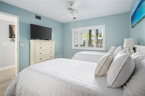2135 Windward Way Vero Beach FL 32963