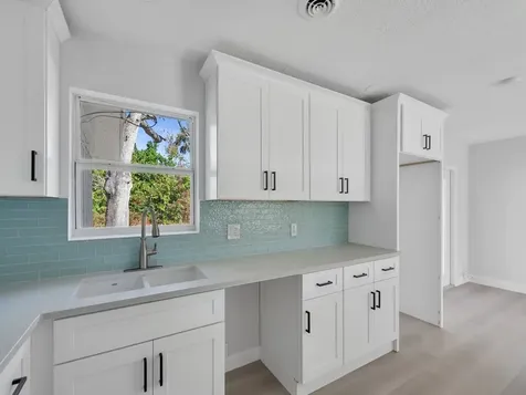 2064 Atlantic Boulevard Vero Beach FL 32960